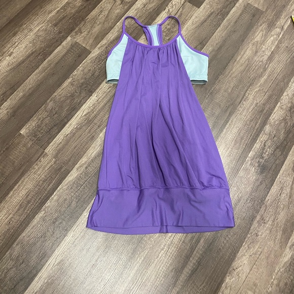 Lululemon Active Tank - Size 8 - Picture 4 of 10